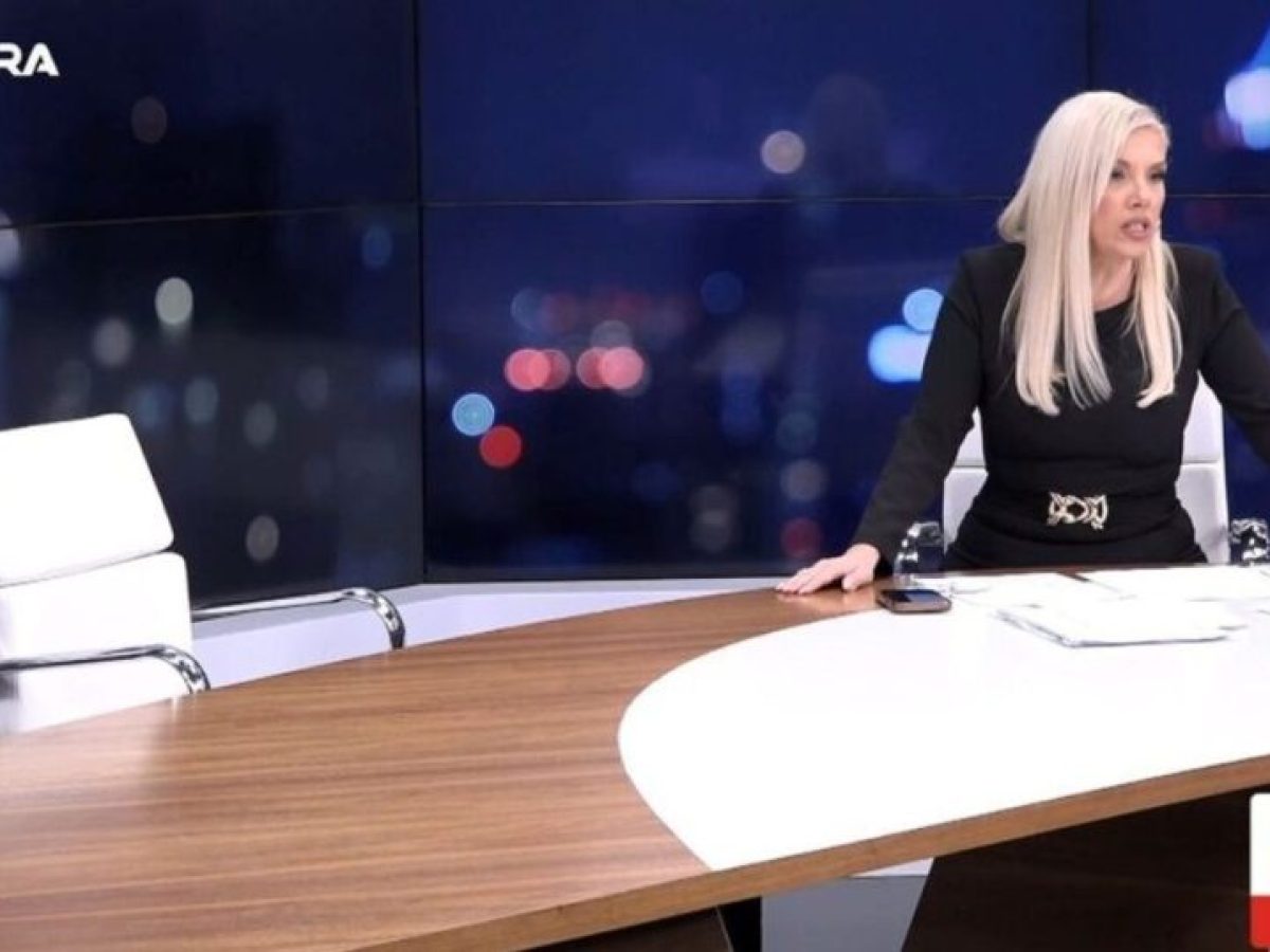 Ο Άδωνις, το «πιστόλι» στο Kontra και η άδεια καρέκλα – «Προφανώς μετάνιωσε»