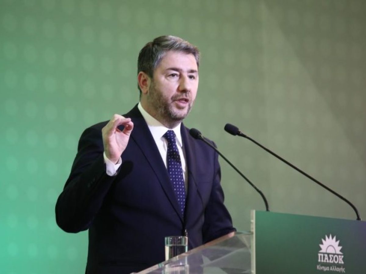 Ο Ανδρουλάκης Καλεί σε Διακομματική Συναίνεση για το Σύνταγμα — Μετά τις Εκλογές