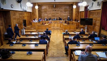 &Omicron;&Pi;&Epsilon;&Kappa;&Epsilon;&Pi;&Epsilon;: &Pi;&omicron;&rho;ί&sigma;&mu;&alpha;&tau;&alpha; &chi;&omega;&rho;ί&sigmaf; &sigma;ύ&gamma;&kappa;&lambda;&iota;&sigma;&eta; &ndash; &Tau;&alpha; &delta;&iota;&alpha;&phi;&omicron;&rho;&epsilon;&tau;&iota;&kappa;ά &sigma;&upsilon;&mu;&pi;&epsilon;&rho;ά&sigma;&mu;&alpha;&tau;&alpha; &kappa;&upsilon;&beta;έ&rho;&nu;&eta;&sigma;&eta;&sigmaf;, &alpha;&nu;&tau;&iota;&pi;&omicron;&lambda;ί&tau;&epsilon;&upsilon;&sigma;&eta;&sigmaf;