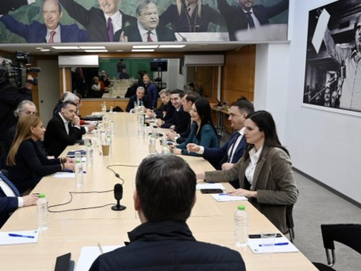 &Pi;&Alpha;&Sigma;&Omicron;&Kappa;: &laquo;&Mu;ά&chi;&eta;&raquo; &delta;&iota;&alpha;&rho;&rho;&omicron;ώ&nu; &mu;&epsilon;&tau;ά &tau;&eta; &sigma;&upsilon;&nu;&epsilon;&delta;&rho;ί&alpha;&sigma;&eta; &tau;&eta;&sigmaf; &Kappa;&Omicron;&Epsilon;&Sigma;