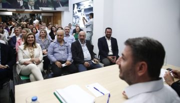 &Pi;&alpha;&Sigma;&omicron;&Kappa;: &Eta; &delta;&iota;&alpha;&gamma;&rho;&alpha;&phi;ή &Pi;&alpha;&rho;&alpha;&sigma;&kappa;&epsilon;&upsilon;&alpha;ΐ&delta;&eta; &kappa;&alpha;&iota; &eta; &epsilon;&pi;&iota;&sigma;&tau;&omicron;&lambda;ή &tau;&eta;&sigmaf; &Nu;.&Epsilon;. &Lambda;έ&sigma;&beta;&omicron;&upsilon;