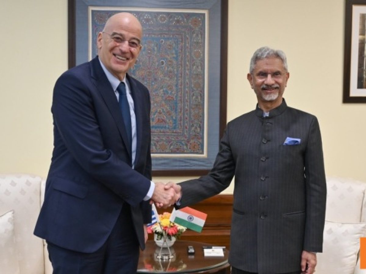 Περιφερειακές και διεθνείς εξελίξεις στη συνάντηση Δένδια με τον Ινδό υπουργό Εξωτερικών