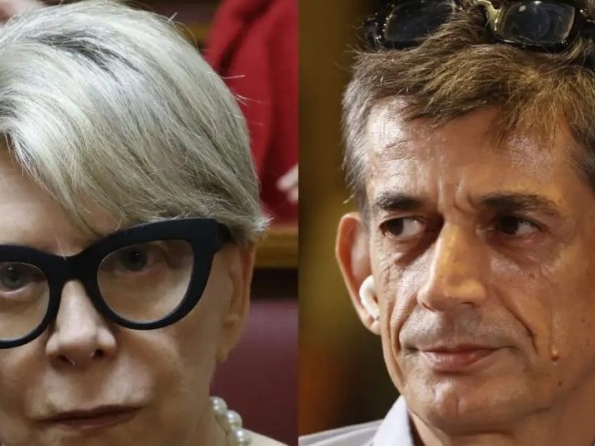 &ldquo;&Pi;&upsilon;&rho;ά&rdquo; &Kappa;&alpha;&rho;&alpha;&nu;ί&kappa;&alpha; &kappa;&alpha;&tau;ά &Alpha;&kappa;&rho;ί&tau;&alpha; &mu;&epsilon;&tau;ά &tau;&eta;&nu; &alpha;&nu;ά&rho;&tau;&eta;&sigma;&eta; &gamma;&iota;&alpha; &Gamma;&epsilon;&omega;&rho;&gamma;&iota;ά&delta;&eta;: &ldquo;Έ&pi;&rho;&epsilon;&pi;&epsilon; &nu;&alpha; &tau;&eta;&nu; έ&chi;&epsilon;&iota; &alpha;&pi;&omicron;&beta;ά&lambda;&epsilon;&iota; &omicron; &Phi;ά&mu;&epsilon;&lambda;&lambda;&omicron;&sigmaf;