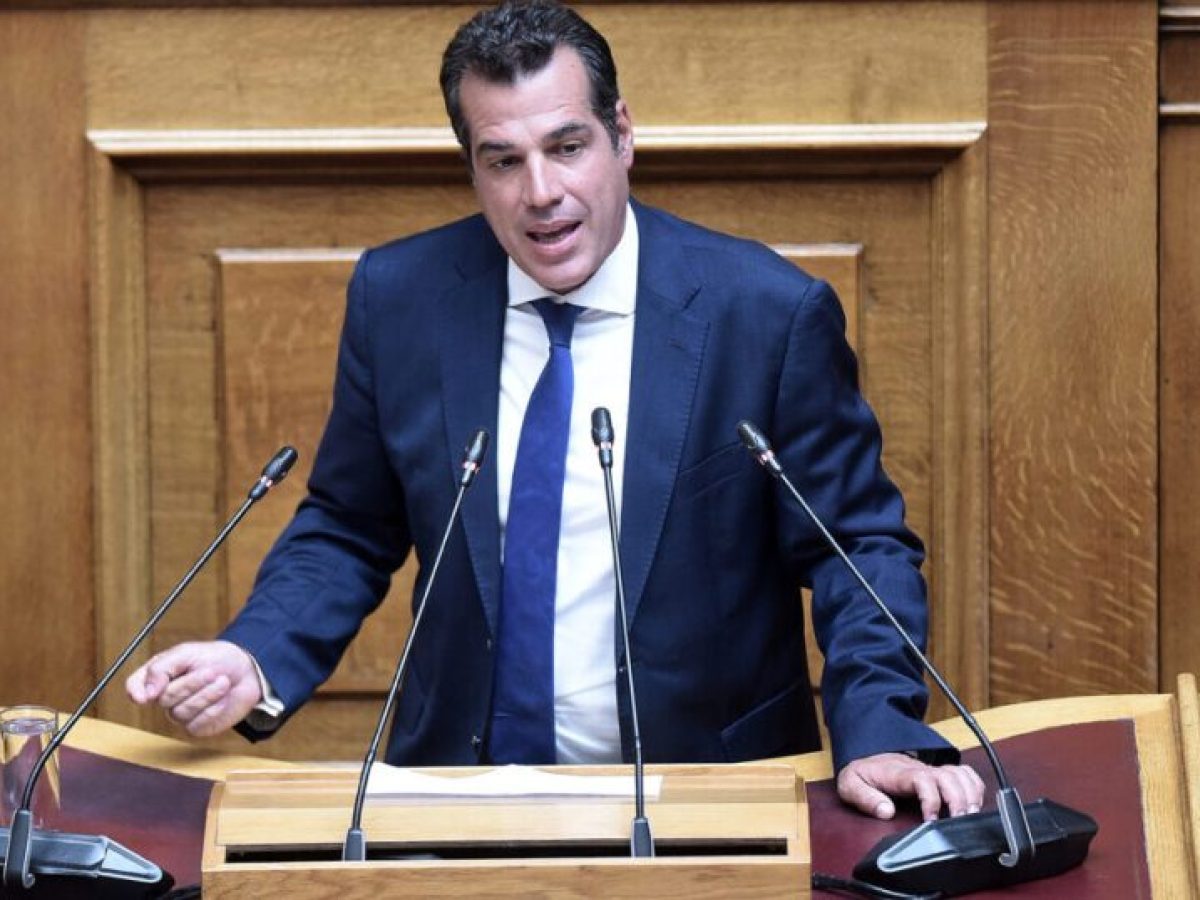 Πλεύρης σε αντιπολίτευση για τις μεταναστευτικές ροές: «Αν δεν είστε με το Λιμενικό, είστε με τους διακινητές»