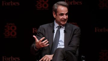 Προαναγγέλλει αυστηρό έλεγχο στο διαδίκτυο ο Μητσοτάκης με πρόσχημα τα μέτρα που θα λάβει για την αντιμετώπιση του ψηφιακ
