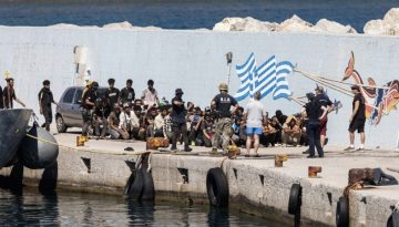 Προς ψήφιση το νομοσχέδιο για τη νόμιμη μετανάστευση