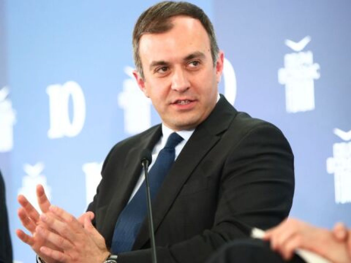 Πρωτοβουλίες Τάσου Χατζηβασιλείου: Η κατασκευή κολυμβητηρίου στις Σέρρες και ο αγώνας για χρηματοδότηση του χιονοδρομικού
