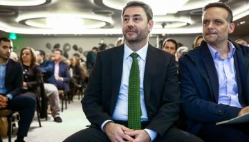 ΠΑΣΟΚ: Καθαρές διαχωριστικές με τη ΝΔ και συνέδριο με… αλγόριθμο