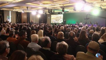 ΠΑΣΟΚ: Ο Ανδρουλάκης επιμένει στον αλγόριθμο για το συνέδριο – Αντιδεξιό μέτωπο από Δούκα, Γερουλάνο, Κατρίνη, σιωπή από