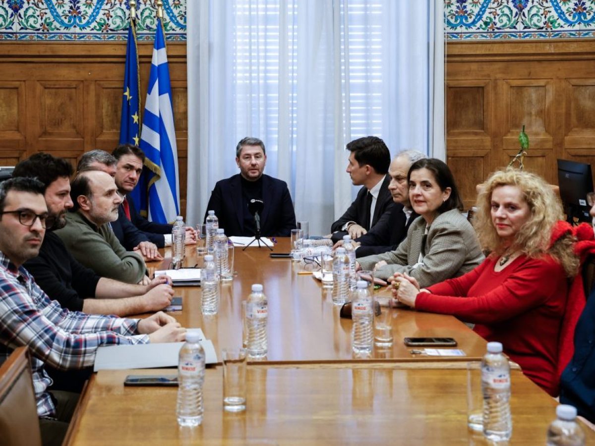 ΠΑΣΟΚ: Συναίνεση, αλλά στην επόμενη Βουλή