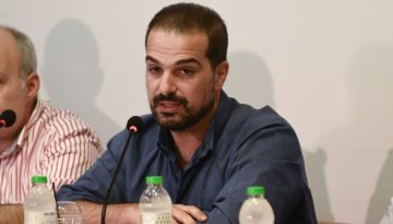 Σακελλαρίδης για Χίο: Τόσο πειστικός ο ισχυρισμός του Λιμενικού όσο και αυτοί του Τραμπ για την ICE