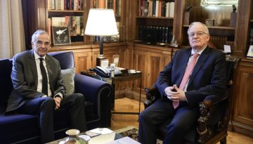 &Sigma;&alpha;&mu;&alpha;&rho;ά&sigmaf; &sigma;&epsilon; &Pi;&tau;&Delta;: Έ&chi;&epsilon;&iota; &kappa;&alpha;&tau;&alpha;&nu;&omicron;ή&sigma;&epsilon;&iota; &eta; &kappa;&upsilon;&beta;έ&rho;&nu;&eta;&sigma;&eta; ό&tau;&iota; &laquo;&xi;&epsilon;&pi;&lambda;έ&nu;&epsilon;&iota;&raquo; &tau;&eta;&nu; &Tau;&omicron;&upsilon;&rho;&kappa;ί&alpha; &sigma;&tau;&alpha; &mu;ά&tau;&iota;&alpha; &tau;&eta;&sigmaf; &delta;&iota;&epsilon;&theta;&nu;&omicron;ύ&sigmaf; &pi;&omicron;&lambda;&iota;&tau;&iota;&kappa;ή&sigmaf; &sigma;&kappa;&eta;&nu;ή&sigmaf;;