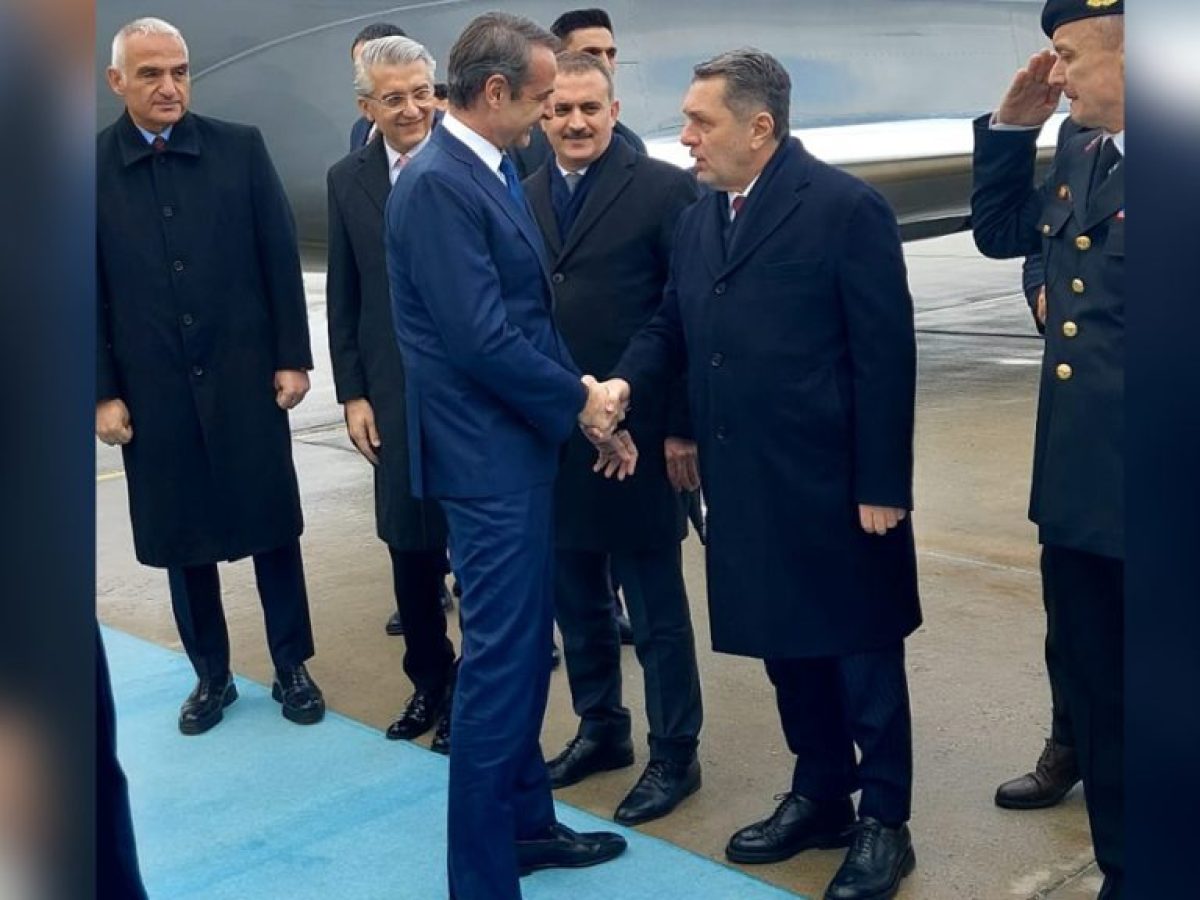 Σε εξέλιξη η συνάντηση Ερντογάν – Μητσοτάκη