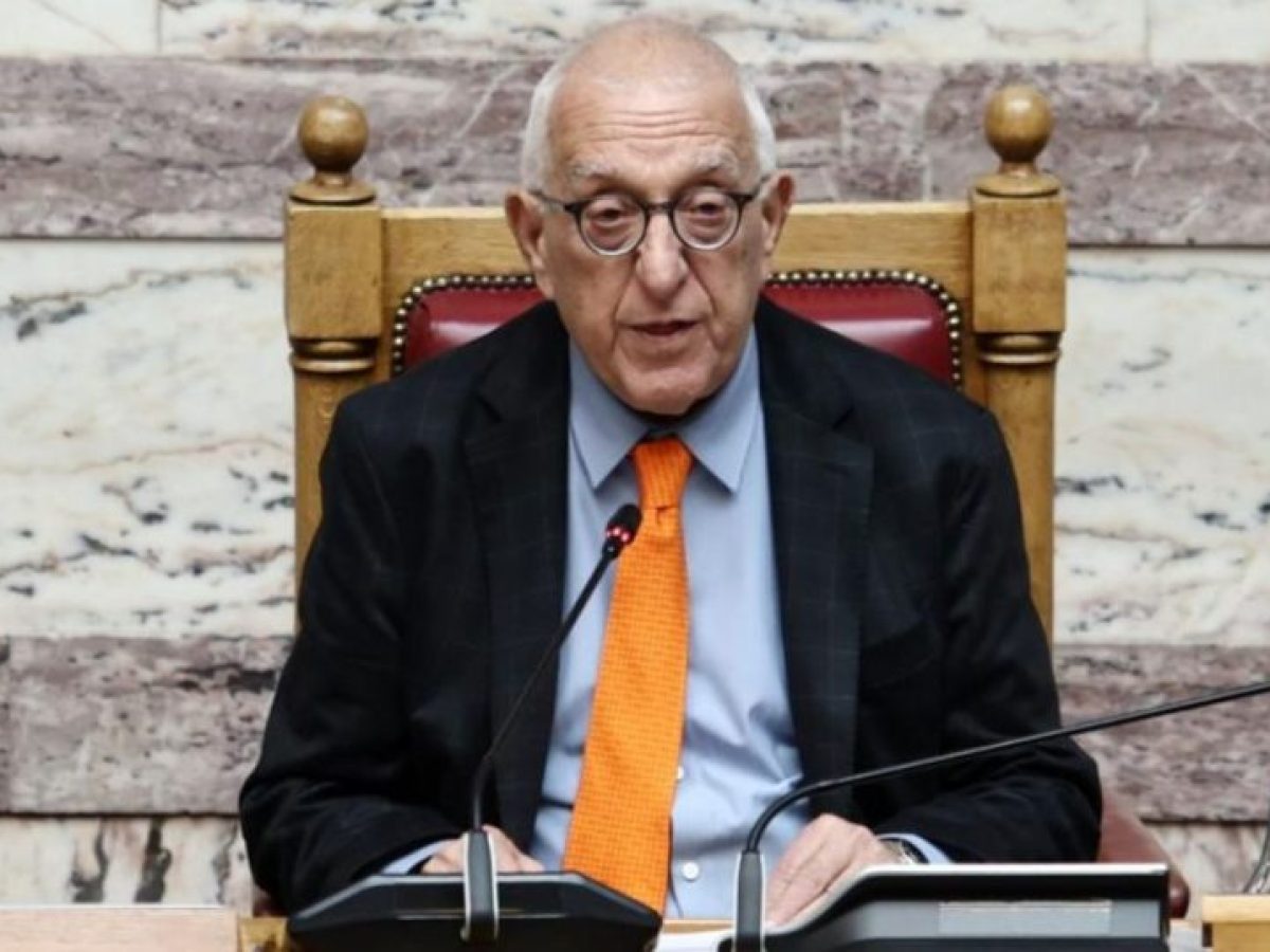 Σφοδρή πολιτική κόντρα για τις φωτογραφίες των «200»: ΥΠΠΟ, Βουλή και ιστορική μνήμη σε τροχιά πολέμου