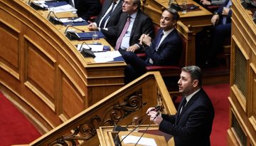 &Sigma;ύ&gamma;&kappa;&rho;&omicron;&upsilon;&sigma;&eta; &Mu;&eta;&tau;&sigma;&omicron;&tau;ά&kappa;&eta; &ndash; &Alpha;&nu;&delta;&rho;&omicron;&upsilon;&lambda;ά&kappa;&eta; &sigma;&tau;&eta; &sigma;&kappa;&iota;ά &tau;&eta;&sigmaf; &alpha;&pi;ό&phi;&alpha;&sigma;&eta;&sigmaf; &gamma;&iota;&alpha; &tau;&iota;&sigmaf; &upsilon;&pi;&omicron;&kappa;&lambda;&omicron;&pi;έ&sigmaf;