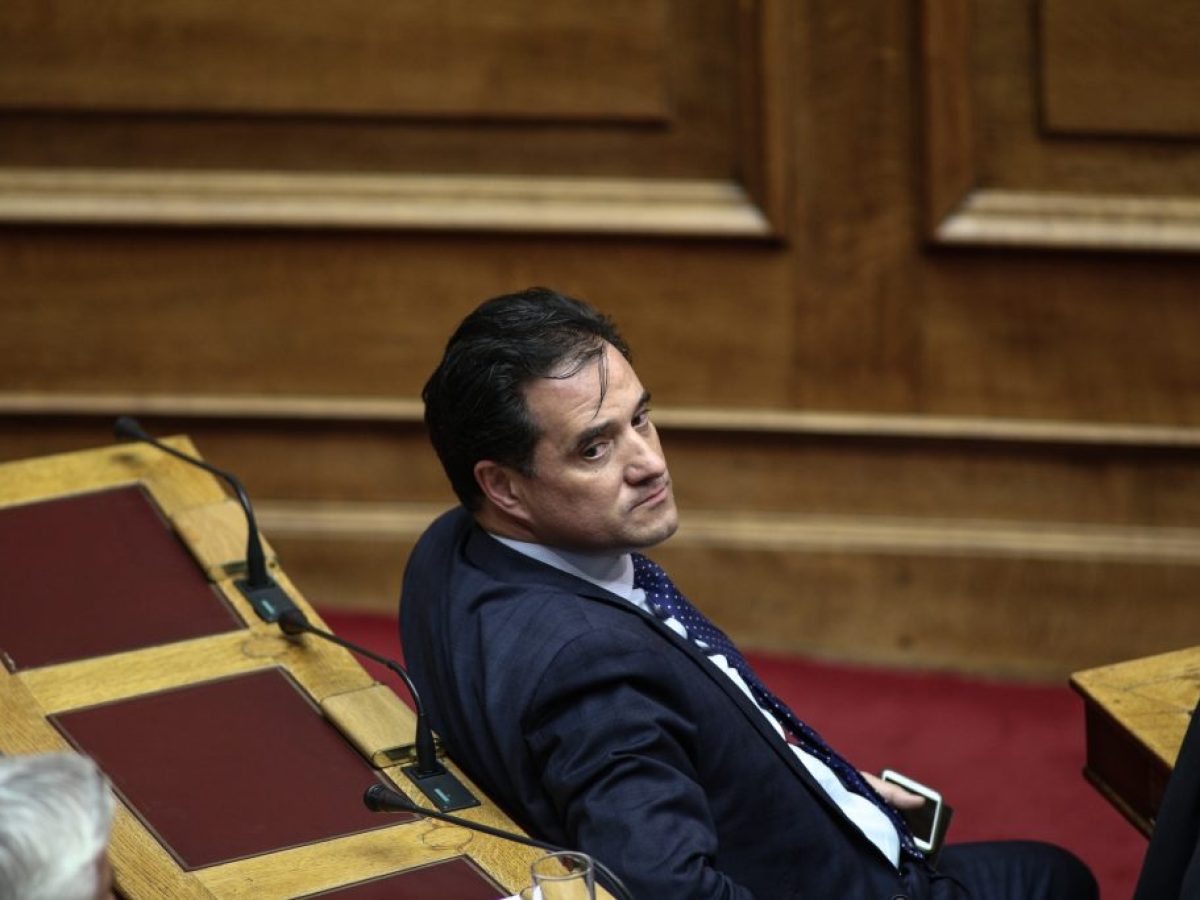 Συκοφαντικές επιθέσεις Άδωνι σε Αποστολόπουλο – «Η λάσπη είναι το επάγγελμα σου» απαντά ο διασώστης