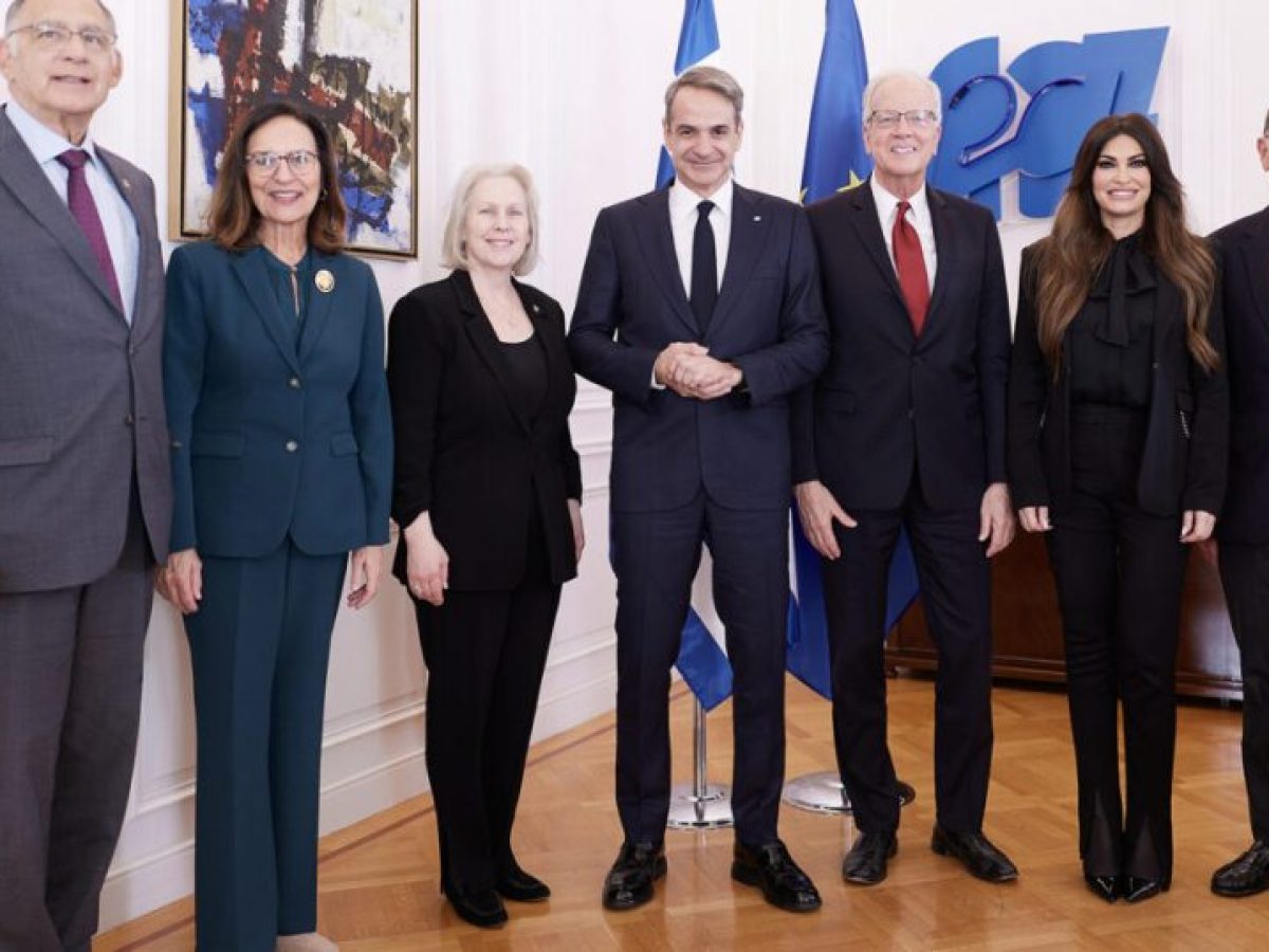 Συνάντηση Μητσοτάκη με αντιπροσωπεία του Κογκρέσου – Στο τραπέζι οι ελληνοαμερικανικές σχέσεις