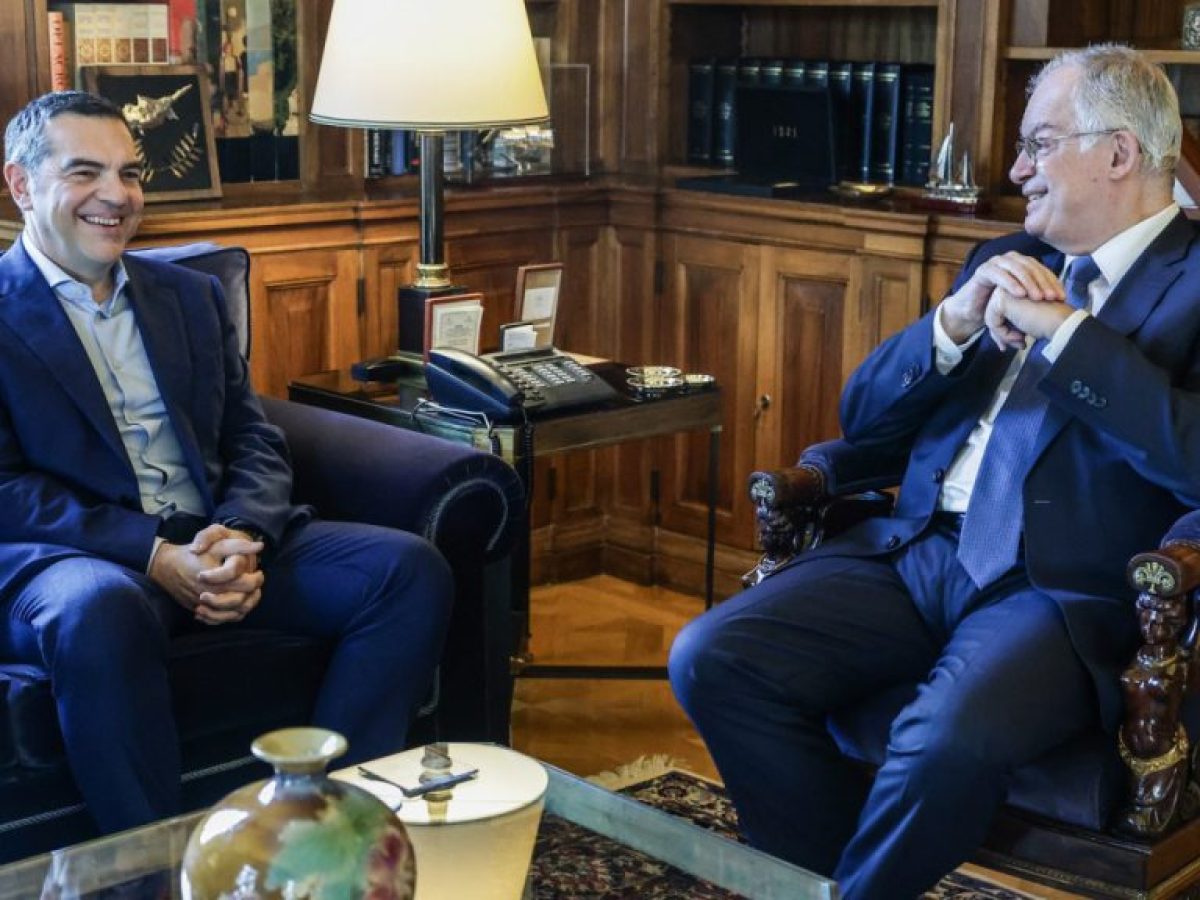 Συνάντηση Τασούλα – Τσίπρα – Συζητήθηκαν οι τρέχουσες πολιτικές και οικονομικές εξελίξεις