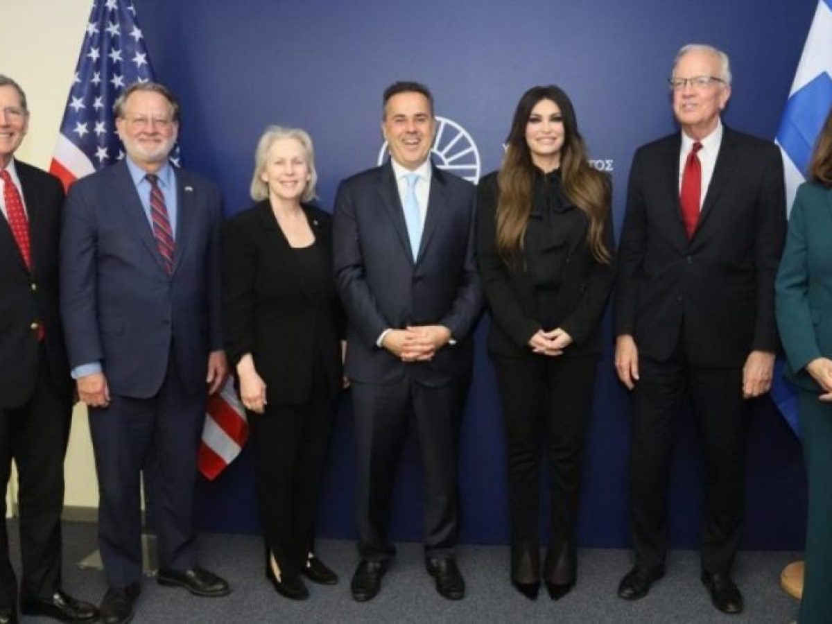 Συνάντηση του Στ. Παπασταύρου με αντιπροσωπεία του Κογκρέσου των ΗΠΑ – Έμφαση σε ενέργεια και επενδύσεις