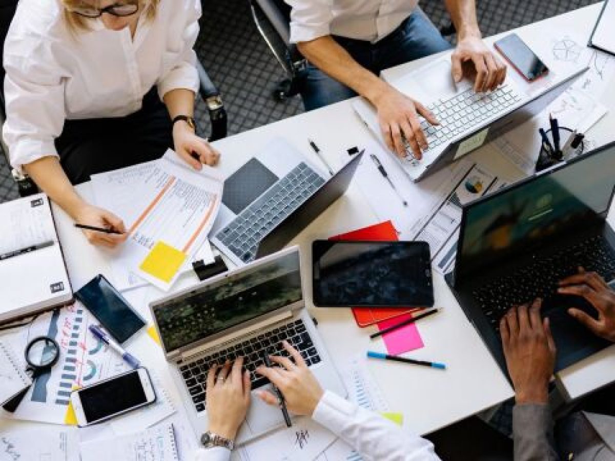 Συνταγματική Αναθεώρηση: Τι προβλέπει το σχέδιο της κυβέρνησης για τη μονιμότητα στο Δημόσιο (Βίντεο)