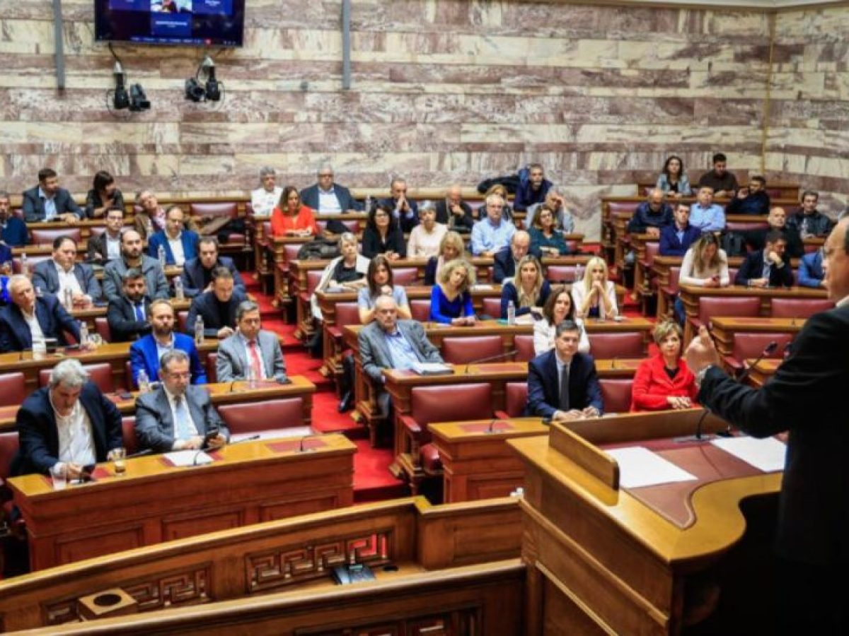 &Sigma;&Upsilon;&Rho;&Iota;&Zeta;&Alpha;: &laquo;&Epsilon;&iota;&sigma;&alpha;&gamma;&omega;&gamma;ή &sigma;&tau;&eta;&nu; &tau;&rho;&iota;&tau;&omicron;&beta;ά&theta;&mu;&iota;&alpha; &epsilon;&kappa;&pi;&alpha;ί&delta;&epsilon;&upsilon;&sigma;&eta; &mu;&epsilon; έ&nu;&alpha; &sigma;ύ&sigma;&tau;&eta;&mu;&alpha; &pi;&omicron;&upsilon; &nu;&alpha; &alpha;&nu;&omicron;ί&gamma;&epsilon;&iota; &delta;&rho;ό&mu;&omicron;&upsilon;&sigmaf; &kappa;&alpha;&iota; ό&chi;&iota; &nu;&alpha; &tau;&omicron;&upsilon;&sigmaf; &kappa;&lambda;&epsilon;ί&nu;&epsilon;&iota;&raquo;