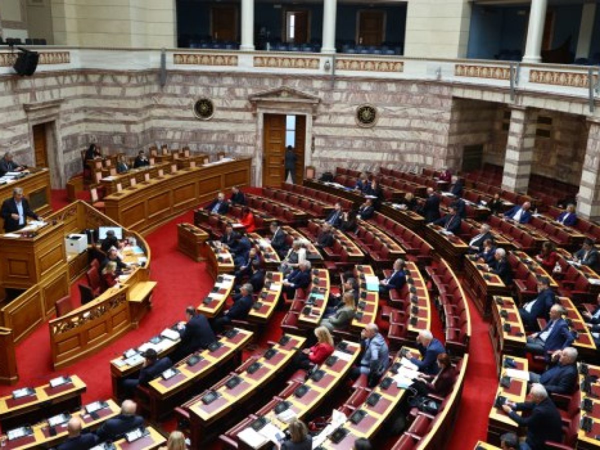 Στην ολομέλεια της Βουλής το Ενιαίο Ψηφιακό Μητρώο παρακολούθησης υποθέσεων διαφθοράς