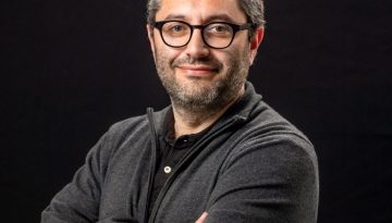 &Sigma;&tau;&omicron; &Iota;&nu;&sigma;&tau;&iota;&tau;&omicron;ύ&tau;&omicron; &Tau;&sigma;ί&pi;&rho;&alpha; &laquo;&pi;&rho;&omicron;&tau;&epsilon;&rho;&alpha;&iota;ό&tau;&eta;&tau;&alpha; &mu;&alpha;&sigmaf; &epsilon;ί&nu;&alpha;&iota; &eta; &mu;&epsilon;&tau;ά&beta;&alpha;&sigma;&eta; &alpha;&pi;ό &tau;&eta;&nu; &pi;&alpha;&theta;&eta;&tau;&iota;&kappa;ή &delta;&eta;&mu;&omicron;&sigma;&iota;&omicron;&pi;&omicron;ί&eta;&sigma;&eta; &sigma;&tau;&eta; &delta;&upsilon;&nu;&alpha;&mu;&iota;&kappa;ή &delta;&iota;&alpha;&kappa;&upsilon;&beta;έ&rho;&nu;&eta;&sigma;&eta;&raquo;