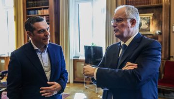 Στο Προεδρικό ο Αλέξης Τσίπρας για συνάντηση με τον ΠτΔ
