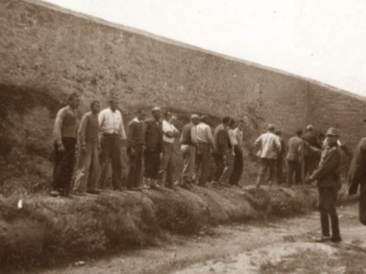 «Στο σφυρί οι ήρωες της Καισαριανής» – Παρέμβαση Τσίπρα για να τις αγοράσει η Βουλή