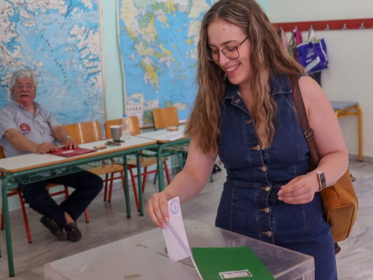 Τα παράδοξα μίας δημοσκόπησης – Metron Analysis: Πέφτει η ΝΔ στην πρόθεση ψήφου, ανεβαίνει στην εκτίμηση