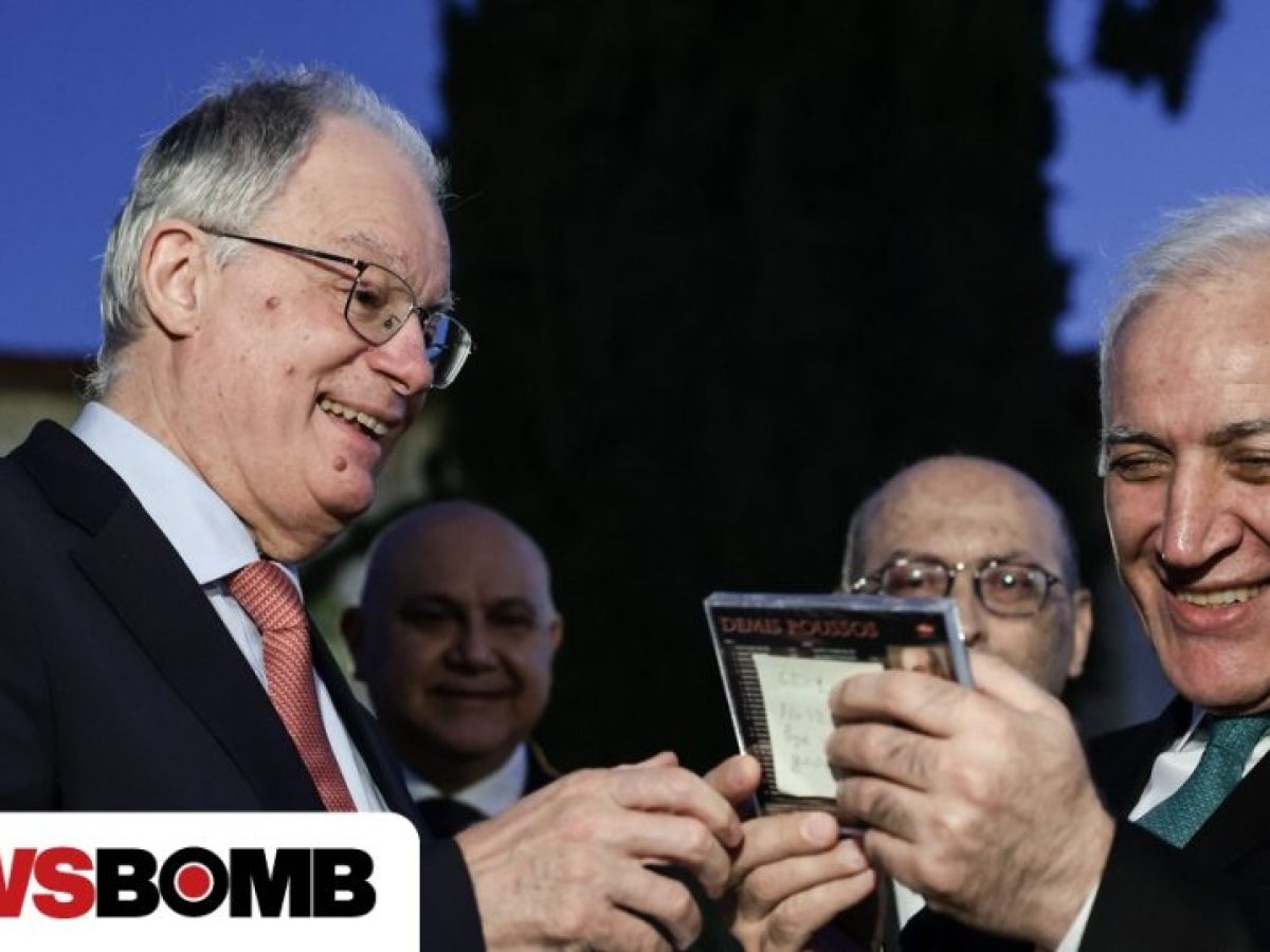 Τασούλας και Χατσατουριάν εγκαινίασαν την φωτογραφική έκθεση στο Βυζαντινό και Χριστιανικό Μουσείο