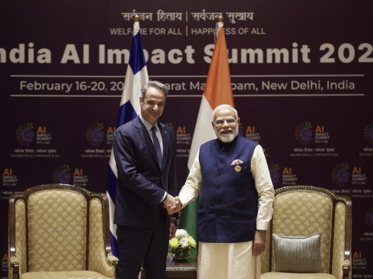 Το 48ωρο του Μητσοτάκη στην Ινδία – Τι γίνεται με τα θερμά μέτωπα στην Αθήνα