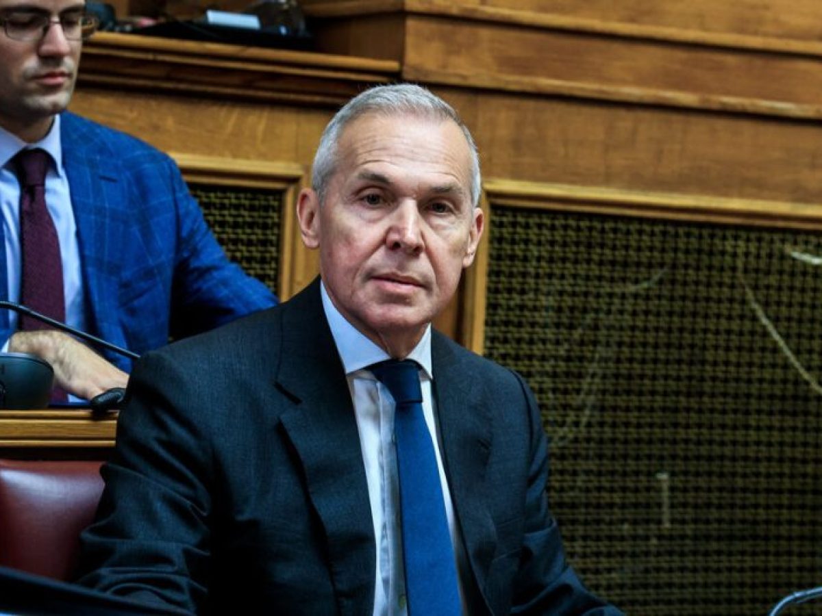 Το ακροδεξιό και αχρείαστο «φάλτσο» του Δαβάκη