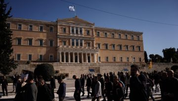 &Tau;&omicron; ά&rho;&theta;&rho;&omicron; 86 &xi;&alpha;&nu;ά &sigma;&tau;&omicron; &epsilon;&pi;ί&kappa;&epsilon;&nu;&tau;&rho;&omicron; &ndash; &Kappa;&upsilon;&beta;έ&rho;&nu;&eta;&sigma;&eta; &kappa;&alpha;&iota; &alpha;&nu;&tau;&iota;&pi;&omicron;&lambda;ί&tau;&epsilon;&upsilon;&sigma;&eta; &sigma;&epsilon; &tau;&rho;&omicron;&chi;&iota;ά &sigma;ύ&gamma;&kappa;&rho;&omicron;&upsilon;&sigma;&eta;&sigmaf;