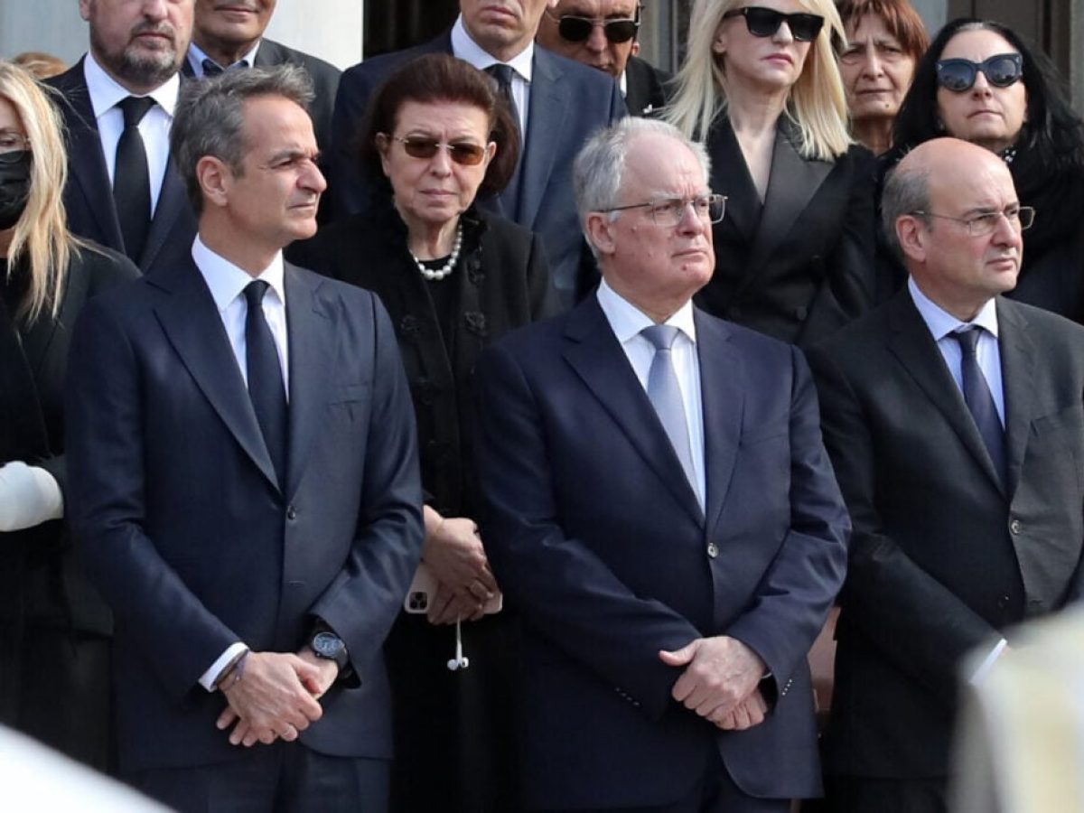 Το προσωπικό αντίο Μητσοτάκη στην «αγαπημένη του Ελένη» Γλύκατζη-Αρβελέρ: «Γέφυρα στην ιστορική συνέχεια του Εθνους»