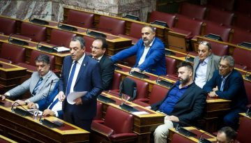 &Tau;&omicron; &laquo;&Sigma;ύ&nu;&delta;&rho;&omicron;&mu;&omicron; &tau;&omicron;&upsilon; &Theta;&epsilon;&omicron;ύ&raquo; &kappa;&alpha;&iota; &mu;&iota;&alpha; &delta;ί&kappa;&eta; &pi;&omicron;&upsilon; ά&nu;&omicron;&iota;&xi;&epsilon; &nu;έ&alpha; &kappa;&epsilon;&phi;ά&lambda;&alpha;&iota;&alpha;