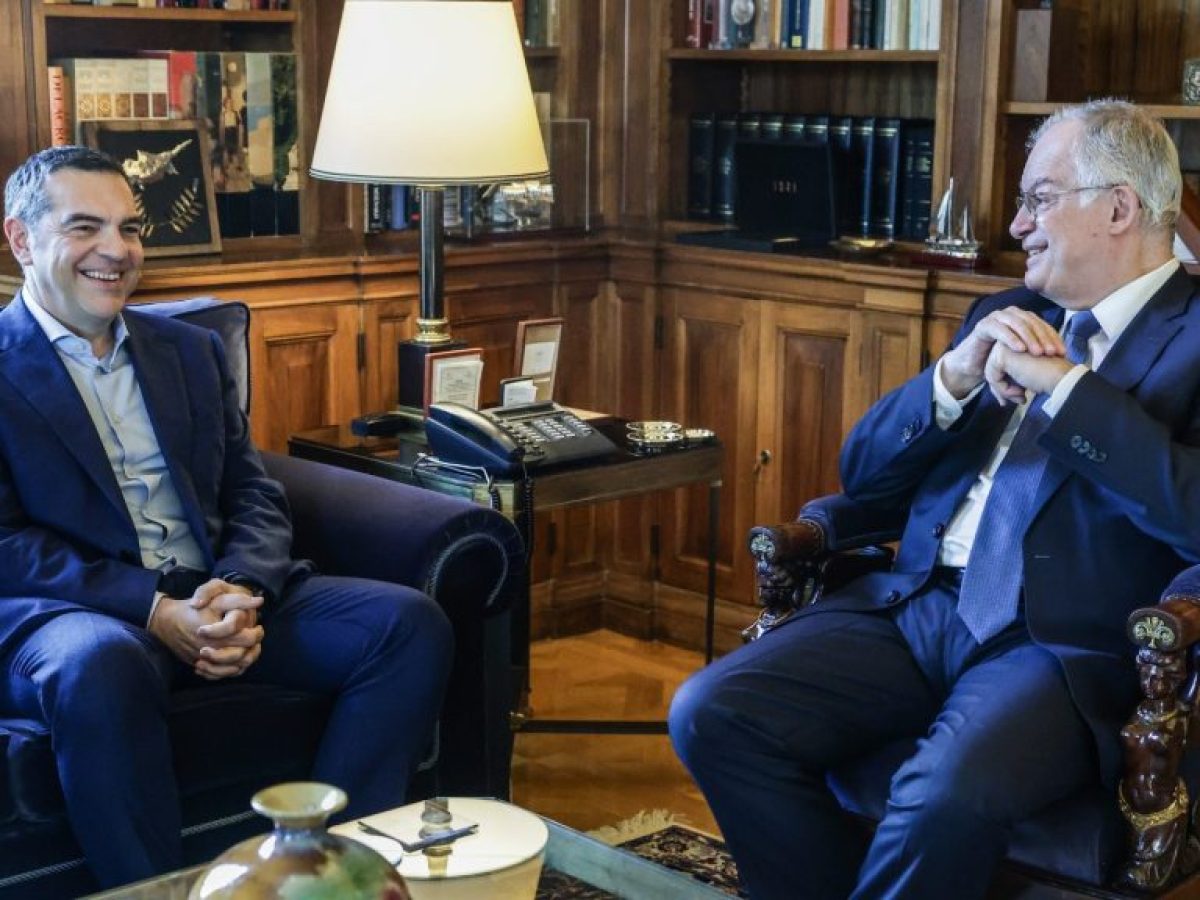 Τσάι, «ηπειρώτικα» και ο οδικός χάρτης για το νέο κόμμα: Το παρασκήνιο της συνάντησης Τασούλα – Τσίπρα