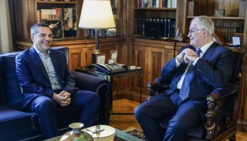 Τσάι, «ηπειρώτικα» και ο οδικός χάρτης για το νέο κόμμα: Το παρασκήνιο της συνάντησης Τασούλα – Τσίπρα