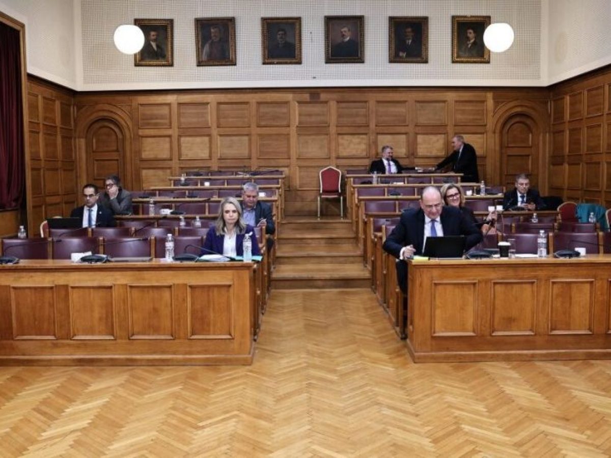 &laquo;&Beta;&gamma;ά&zeta;&epsilon;&iota; &lambda;ά&delta;&iota;&raquo; &Alpha;&upsilon;&gamma;&epsilon;&nu;ά&kappa;&eta; &ndash; &Beta;&omicron;&rho;ί&delta;&eta; &tau;&omicron; &pi;ό&rho;&iota;&sigma;&mu;&alpha; &Nu;&Delta; &gamma;&iota;&alpha; &Omicron;&Pi;&Epsilon;&Kappa;&Epsilon;&Pi;&Epsilon;, &pi;&rho;&omicron;&alpha;&nu;&alpha;&kappa;&rho;&iota;&tau;&iota;&kappa;ή &zeta;&eta;&tau;&omicron;ύ&nu; &tau;&alpha; &kappa;ό&mu;&mu;&alpha;&tau;&alpha; &tau;&eta;&sigmaf; &alpha;&nu;&tau;&iota;&pi;&omicron;&lambda;ί&tau;&epsilon;&upsilon;&sigma;&eta;&sigmaf;