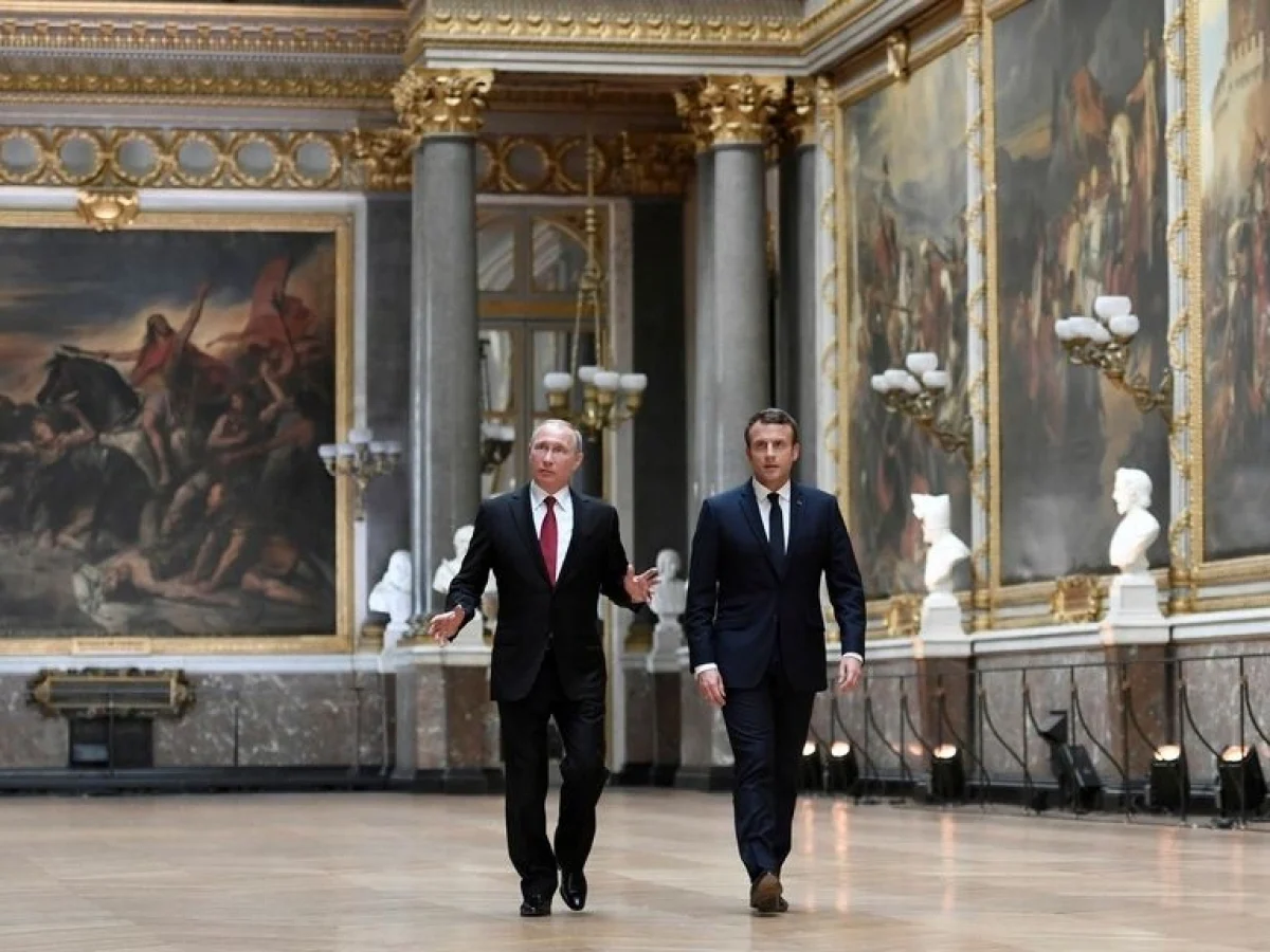 «Ξεπαγώνει» η σχέση Γαλλίας – Ρωσίας: Στη Μόσχα ανώτατος σύμβουλος του Μακρόν