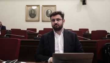 Ζαχαριάδης για Π. Μαρινάκη: «Πρόκειται για τραμπισμό υψηλών προδιαγραφών»