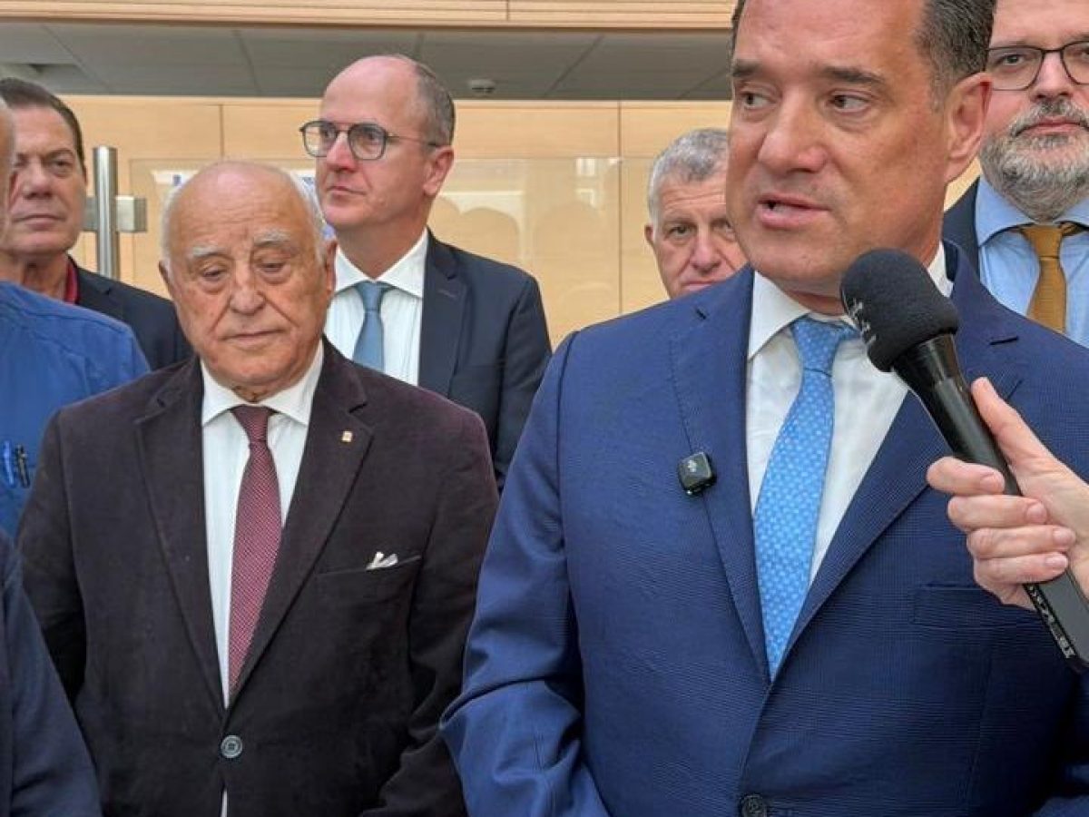 Άδωνις Γεωργιάδης: Από τη γκρίνια στα νούμερα – +40% προσωπικό,+300% χρήματα στο Νοσοκομείο Λευκάδας