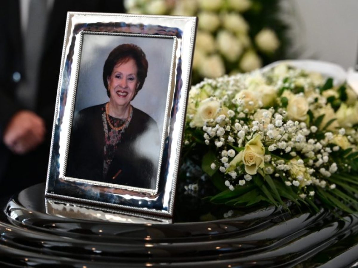 Άννα Ψαρούδα Μπενάκη: Η κηδεία της στο Α’ Νεκροταφείο Αθηνών