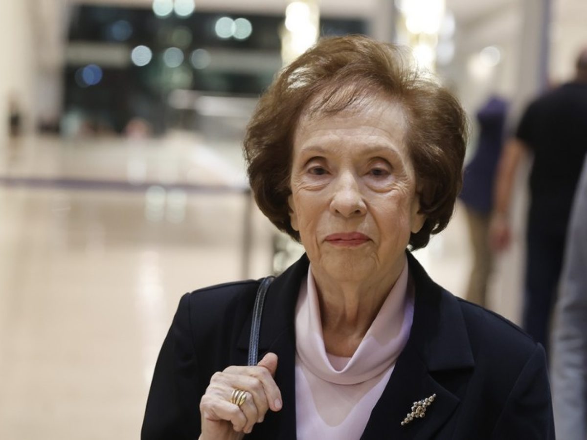 Άννα Ψαρούδα-Μπενάκη: Πέθανε η πρώτη γυναίκα Πρόεδρος της Βουλής – Video