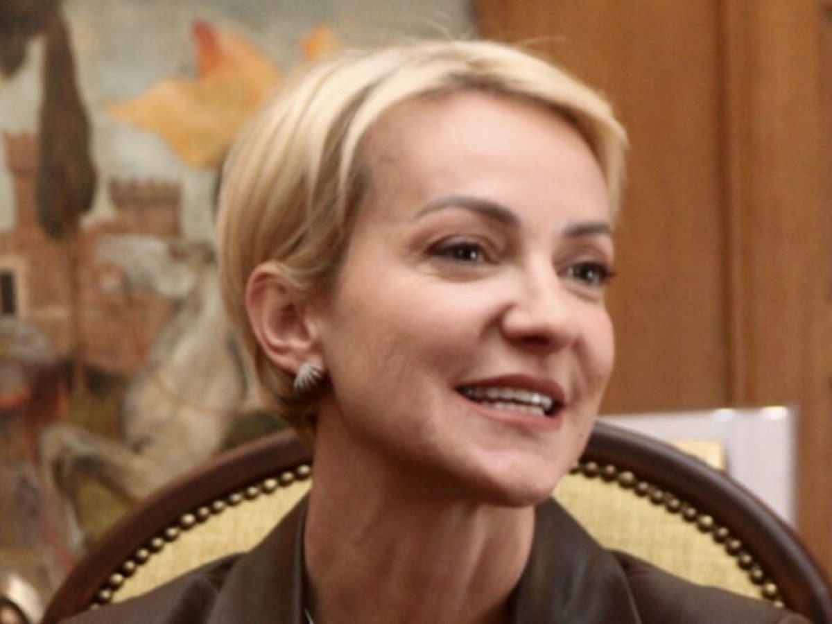 Αλεξάνδρα Σδούκου για υπόθεση ΟΠΕΚΑ: Αυτές τις αποκριές το ΠΑΣΟΚ ντύνει τις υποθέσεις των στελεχών του «γαλάζια σκάνδαλα»