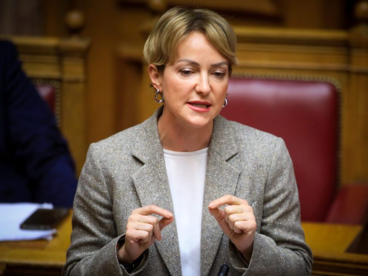 Αλεξάνδρα Σδούκου: Το ΠΑΣΟΚ τώρα λούζεται όσα έλεγε – Κρίνει διαρκώς με δύο μέτρα και σταθμά