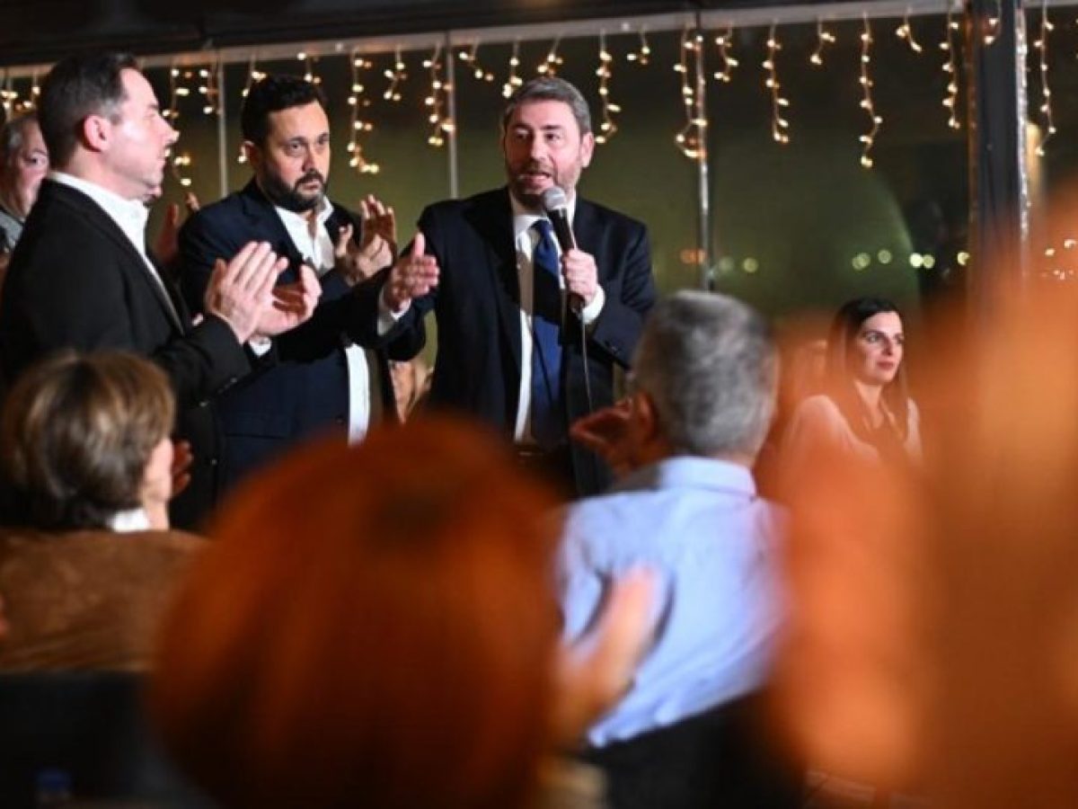 Ανδρουλάκης: «Η νίκη του ΠΑΣΟΚ θα είναι νίκη των πολιτών»