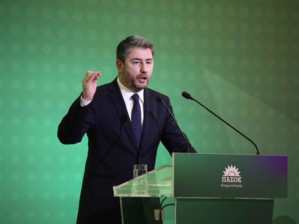 Ανδρουλάκης σε ΚΟΕΣ: Το ΠΑΣΟΚ θα τελειώσει οριστικά με το «επιτελικό κράτος»