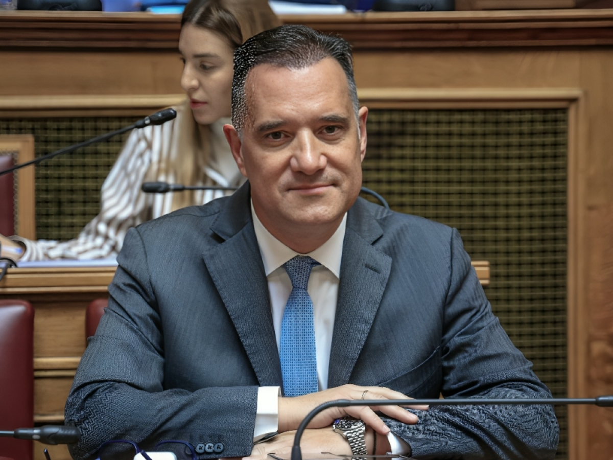 Ανεπιθύμητος! Αποπομπή του Άδωνη Γεωργιάδη ζητούν γιατροί,νοσηλευτές και υγειονομικοί – Μαζεύουν υπογραφές ζητώντας του ν