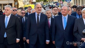 Αντώνης Σαμαράς: «Ο πατριωτισμός ενώνει, δεν διαιρεί» – Μία δήλωση με νόημα, παρόντος του Κώστα Καραμανλή (video)